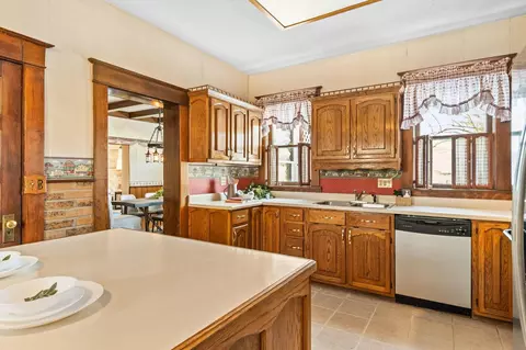 Kitchen - 230 W Columbus St, Mount Sterling, OH 43143 photo 4 of 7