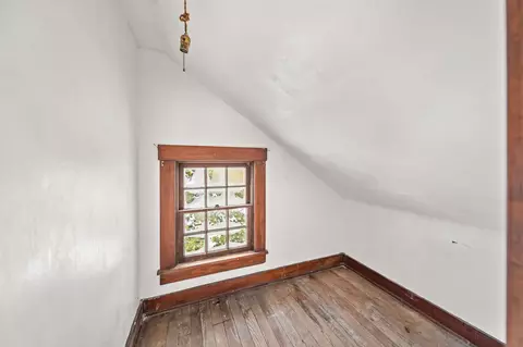 Bedroom - 230 W Columbus St, Mount Sterling, OH 43143 photo 13 of 13