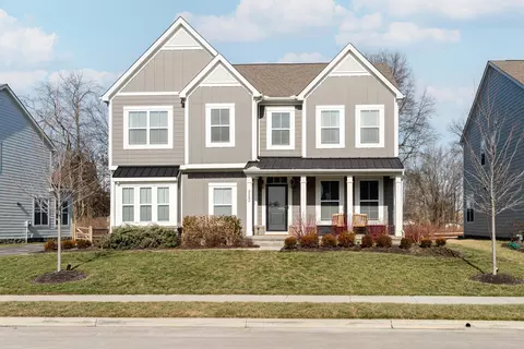 9242 Pickens Dr, Blacklick, OH 43004