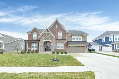 8427 Chesapeake Way NW, Pickerington, OH 43147
