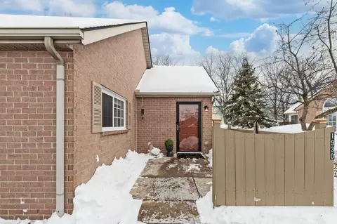 Other - 1930 Farmbrook Cir S, Grove City, OH 43123 photo 1 of 15