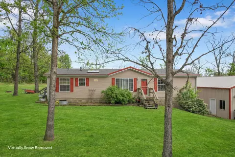 1840 Flint Ridge Rd, Hopewell, OH 43746