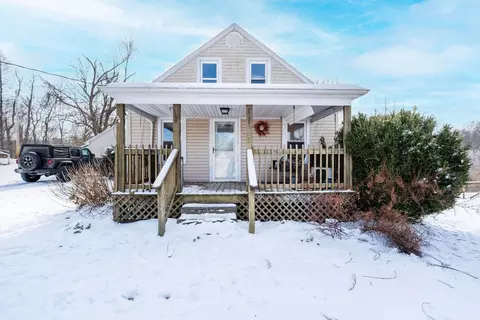 26501 Rock St, Coolville, OH 45723