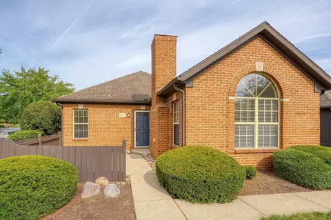 2622 Trottersway Dr, Columbus, OH 43235