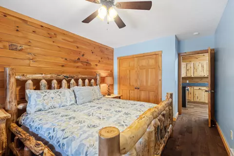 Bedroom - 29941 Blosser Rd, Logan, OH 43138 photo 2 of 3