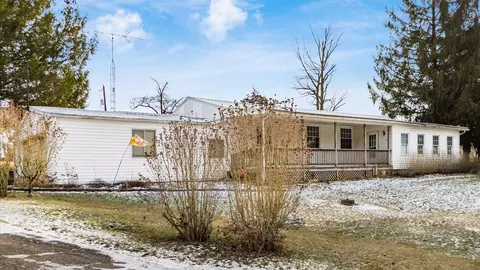 9390 Perryton Rd, Frazeysburg, OH 43822
