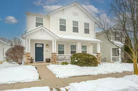 8714 Prairie Frost Ln, Lewis Center, OH 43035