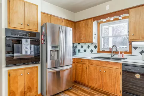 Kitchen - 7618 Stout Rd, Circleville, OH 43113 photo 2 of 3