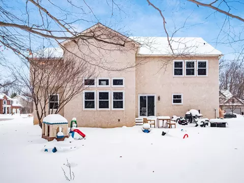 Exterior - 974 Wake Dr, Westerville, OH 43082 photo 2 of 10
