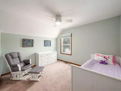 Bedroom - 974 Wake Dr, Westerville, OH 43082 photo 8 of 10