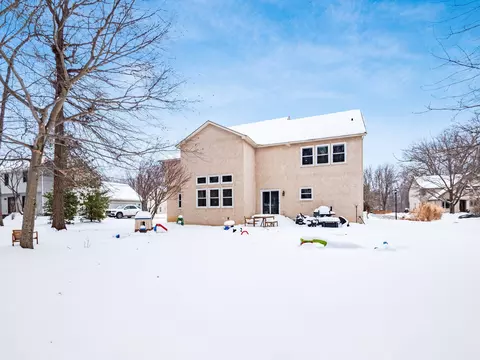 Exterior - 974 Wake Dr, Westerville, OH 43082 photo 3 of 10