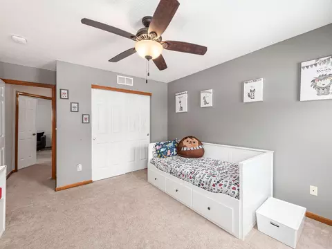 Bedroom - 974 Wake Dr, Westerville, OH 43082 photo 6 of 10