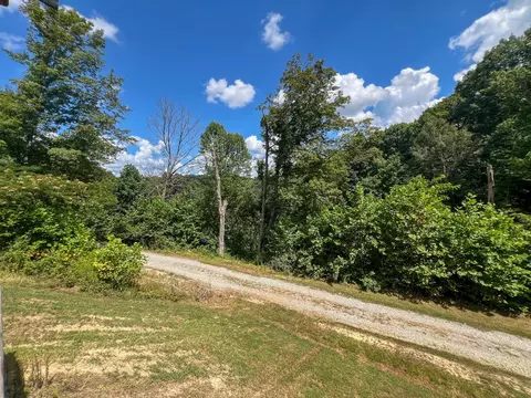 603 Fairgreens Rd, Jackson, OH 45640 photo 10