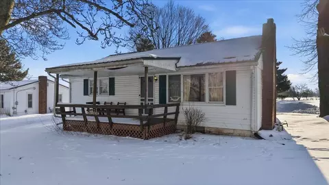 13222 New Delaware Rd, Mount Vernon, OH 43050