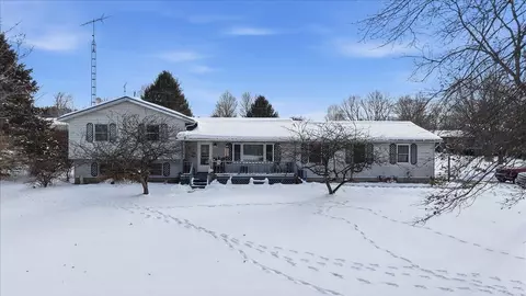 15700 Sherri Dr, Mount Vernon, OH 43050