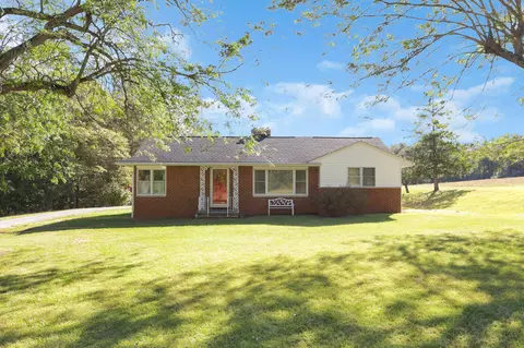 4860 Winchester Southern Rd, Circleville, OH 43113