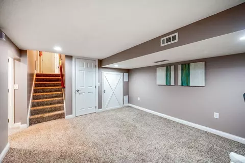 Entry Way - 8176 Kennedy Rd, Blacklick, OH 43004 photo 3 of 4