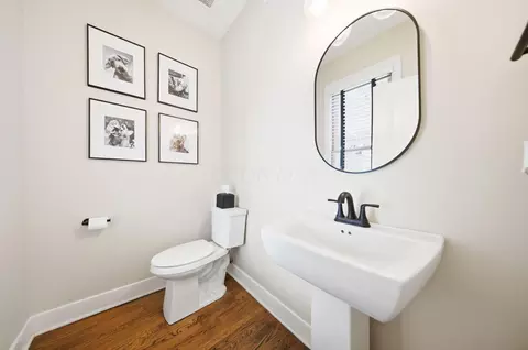 Bath - 161 E 4th Ave, Columbus, OH 43201 photo 1 of 3