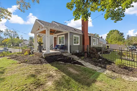 589 Clinton Heights Ave, Columbus, OH 43202