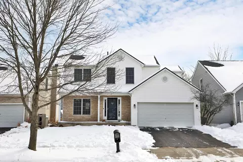 8628 Clover Glade Dr, Lewis Center, OH 43035