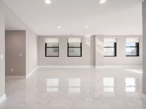 50 W Broad St #1909, Columbus, OH 43215