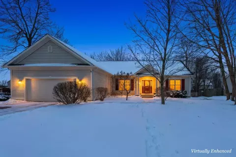 62 Jefferson Ridge Dr, Pataskala, OH 43062