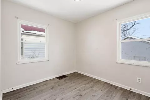 Bedroom - 822 S Ruby Ave, Columbus, OH 43227 photo 1 of 7