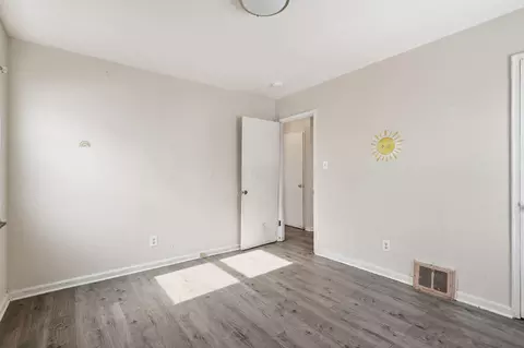 Bedroom - 822 S Ruby Ave, Columbus, OH 43227 photo 6 of 7