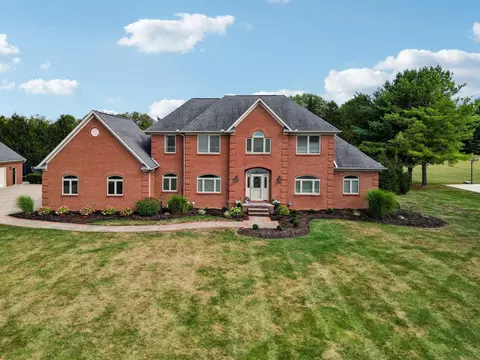 6772 Ohio Canal Ct NW, Canal Winchester, OH 43110