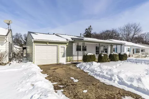 430 Ruth Ave, Circleville, OH 43113