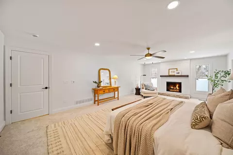 Bedroom - 5195 River Forest Rd, Dublin, OH 43017 photo 2 of 14