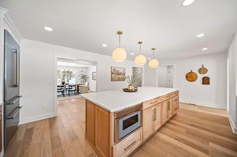 Kitchen - 5195 River Forest Rd, Dublin, OH 43017 photo 7 of 12