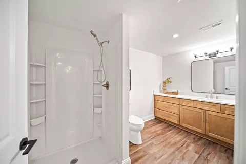 Bath - 5195 River Forest Rd, Dublin, OH 43017 photo 12 of 13