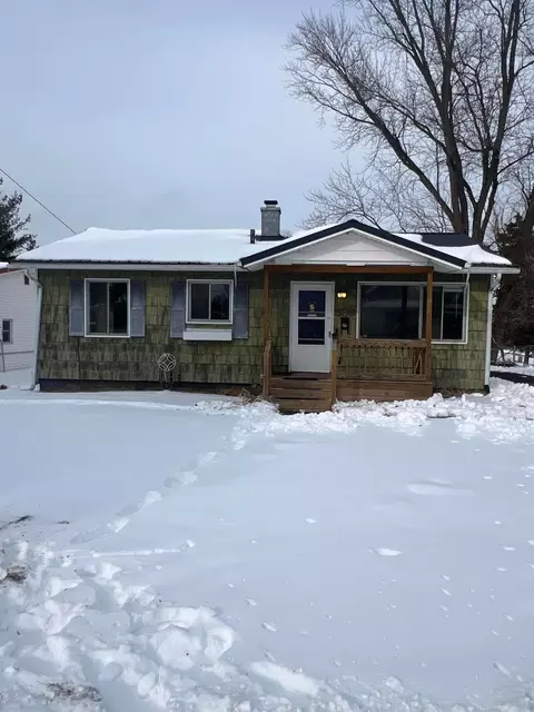 Exterior - 336 Cedarcrest Ave, Newark, OH 43055 photo 2 of 8