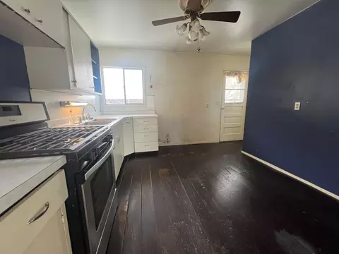 Kitchen - 336 Cedarcrest Ave, Newark, OH 43055 photo 5 of 5