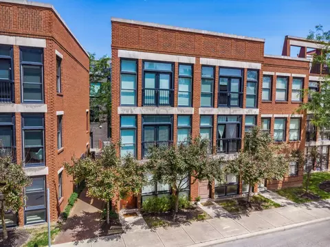802 N 4th St #802, Columbus, OH 43215