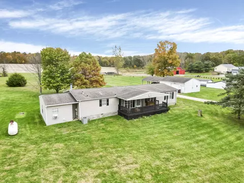 6595 Watkins Rd SW, Pataskala, OH 43062