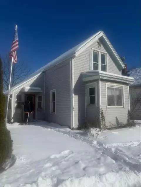 640 Orange St, Coshocton, OH 43812