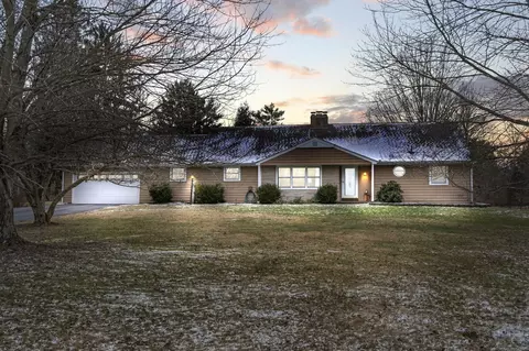 9035 Winchester Rd NW, Carroll, OH 43112