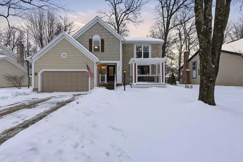 352 Spruce Hill Dr, Gahanna, OH 43230