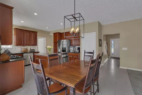 Dining - 6949 Kellogg Dr, Powell, OH 43065 photo 4 of 4