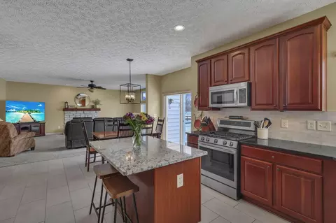 Kitchen - 6949 Kellogg Dr, Powell, OH 43065 photo 6 of 6