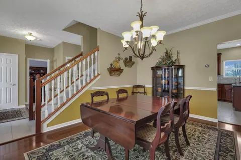 Dining - 6949 Kellogg Dr, Powell, OH 43065 photo 2 of 4