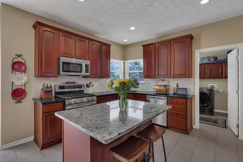 Kitchen - 6949 Kellogg Dr, Powell, OH 43065 photo 1 of 6