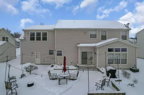 Exterior - 6949 Kellogg Dr, Powell, OH 43065 photo 7 of 13