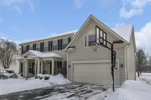 Exterior - 6949 Kellogg Dr, Powell, OH 43065 photo 6 of 13