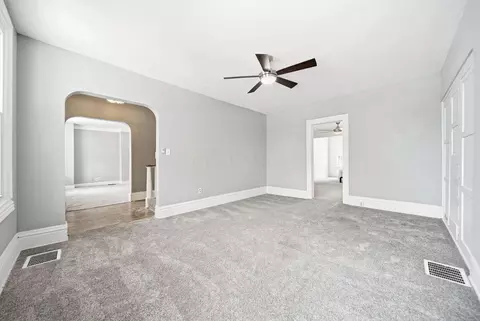 Living - 378 E Franklin St, Circleville, OH 43113 photo 1 of 4