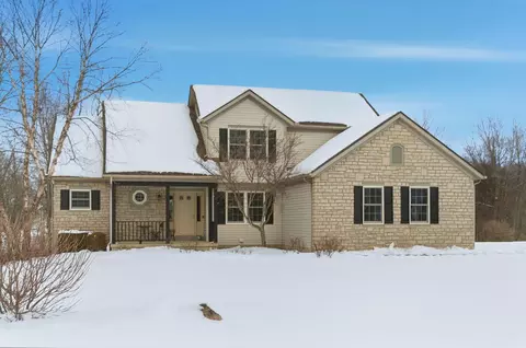 9727 New California Dr, Plain City, OH 43064