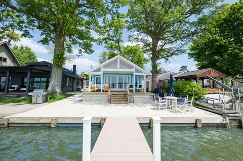 7917 Hickory Ave, Russells Point, OH 43348