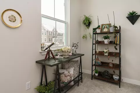 Entry Way - 323 Via Condotti, Delaware, OH 43015 photo 2 of 2